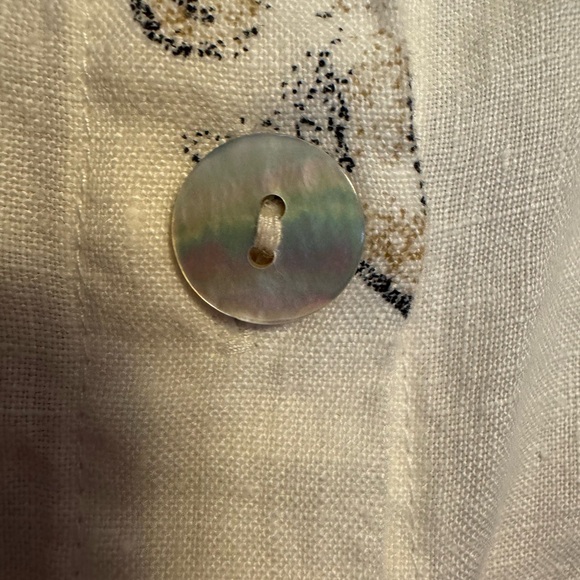 Vintage Linen Chico's Cream Button-Up Top with Animal Print - Picture 3 of 7